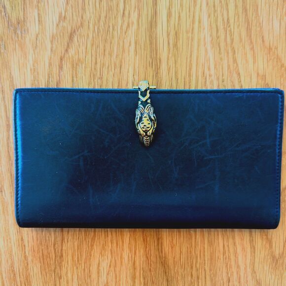 Gucci Handbags - Vintage Gucci Tiger Head Black Leather Bi-Fold Wallet - Rare